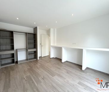 Location Maison 5 pièces 103m² - Photo 4
