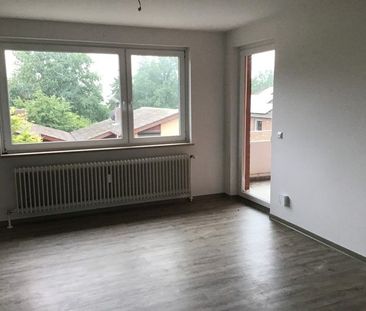 Ihr neues Zuhause in Klein Pampau! Schicke renovierte 4,0-Zimmer-Wohnung mit Balkon! - Photo 5