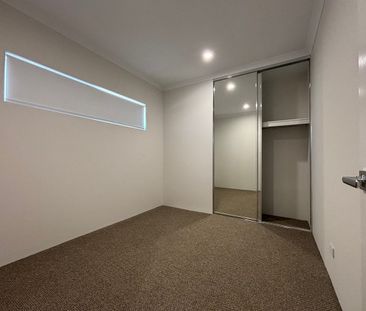 Modern, 3-Bedroom Villa in a Prime Location - Photo 2