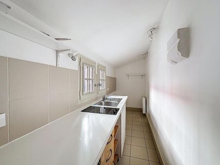 Location Appartement 3 pièces 69m² DIJON 21000 - Photo 3