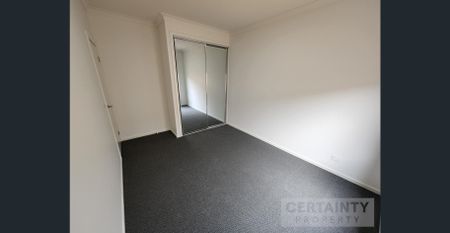 Stylish & Functional - Perfect for Families or Young Professionals - Photo 5