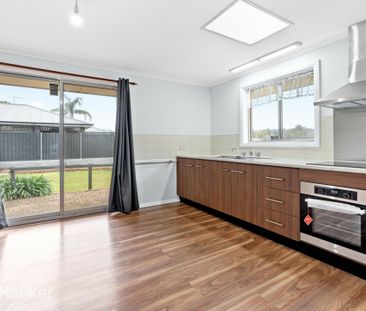 12 Mccubbin Avenue, Hope Valley SA, Belconnen - Photo 4