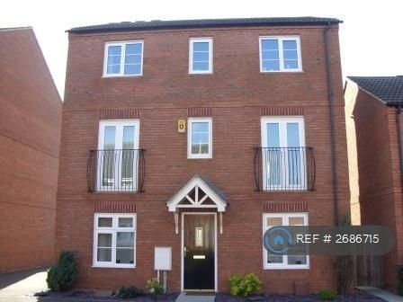 1 bedroom in a house share to rent - Photo 3