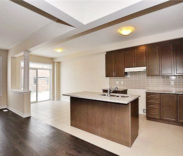 For Lease - 4 Applegate Drive, East Gwillimbury, Ontario - Photo 5