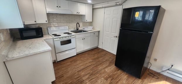 For Lease - 355 Greenfield Avenue Unit# Basement, Kitchener, Ontario - Photo 1