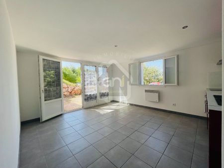Appartement en rez de jardin à louer à Barjols 3 pièce(s) 38 m2, - Photo 2