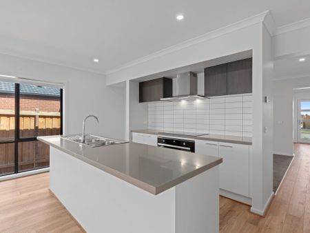 Thinking of selling? Contact our agent - Photo 5