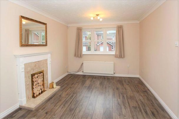 4 bedroom detached house to rent - Photo 1