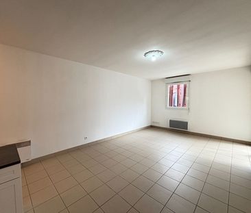 Location Appartement 2 pièces 44m² - Photo 5