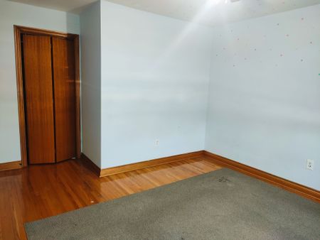 For Lease - 176 Conlins Road Unit# Main, Toronto, Ontario - Photo 4