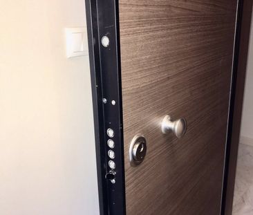 Γκαρσονιέρα προς Ενοικίαση 50 τ.μ. - 750€ - Photo 4