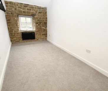 2 bedroom cottage to rent - Photo 2