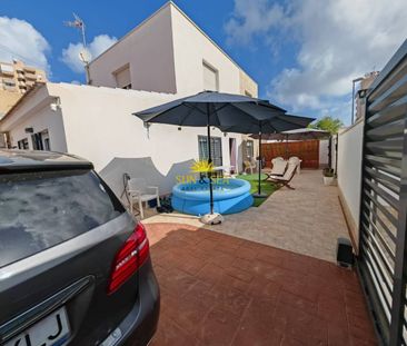 VILLA IN TORREVIEJA, 2 BEDROOMS AND 2 BATHROOMS - Photo 1