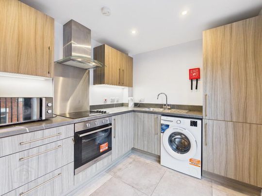 35 Castlereagh Street, Belfast, BT5 4AY - Photo 1