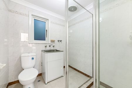 72 Homer Street, Earlwood NSW 2206 - House For Rent | Domain - Photo 5