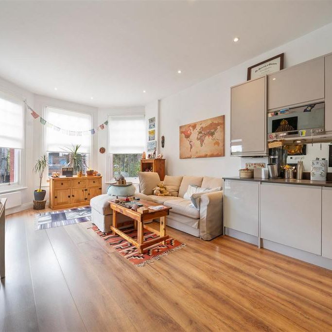 2 bedroom apartment to rent - Photo 1