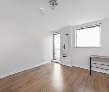 Greenfell Mansions, Deptford, SE8, London - Photo 3