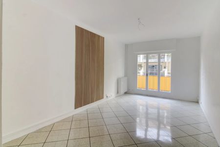 À louer – 2 pièces lumineux avec balcon et cave – - Photo 5