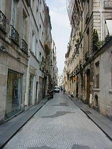 Logement à Paris, Location meublée - Photo 3