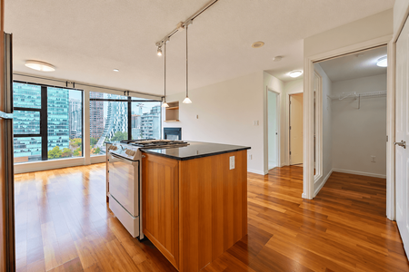 1723 Alberni Street apartment — Vancouver, BC (1-Bedroom) - 1 Bedroom - Photo 3