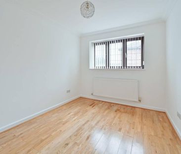 3 bedroom detached house to rent - Photo 4