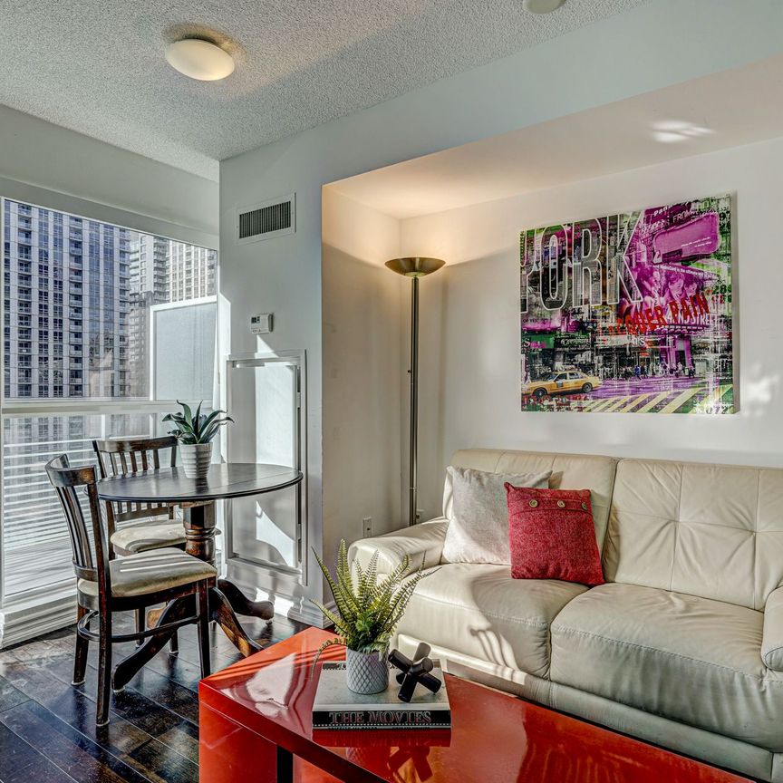 For Lease - 386 Yonge Street Unit# 1122, Toronto, Ontario - Photo 1