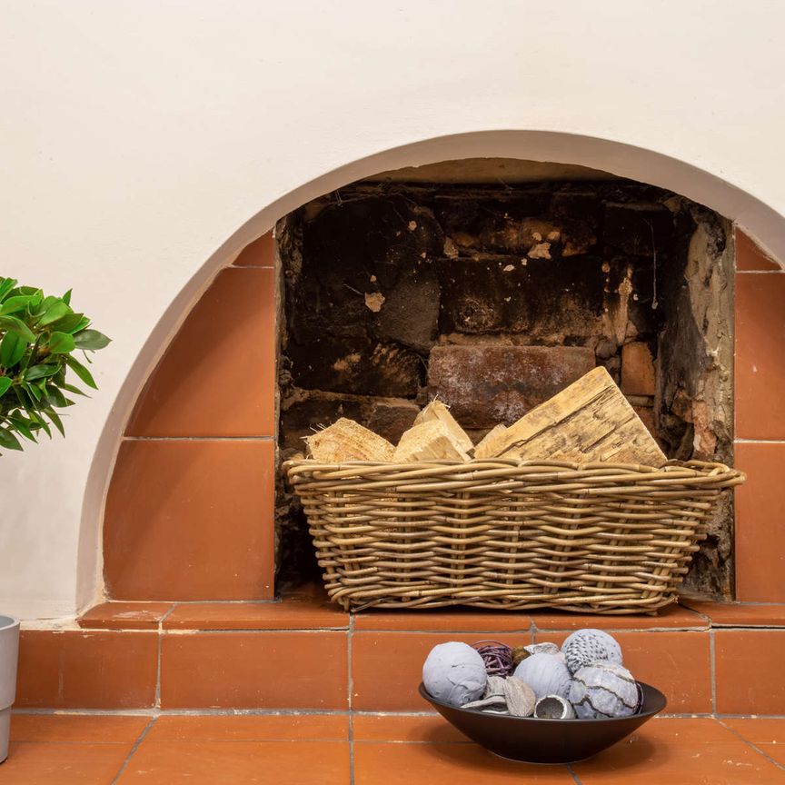 Hillside Room 3 - Photo 1