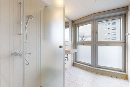 1 Zimmer, 71 m², 3. Stock - Photo 4