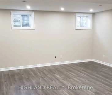 Property For Lease | W9048668 - Photo 6