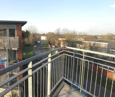 Price £1,390 pcm - Available 27/11/2025 - Unfurnished - Photo 5