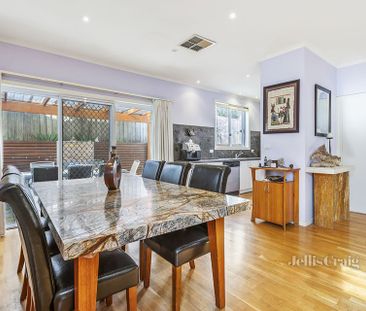 9 The Quadrangle, Glen Waverley - Photo 3