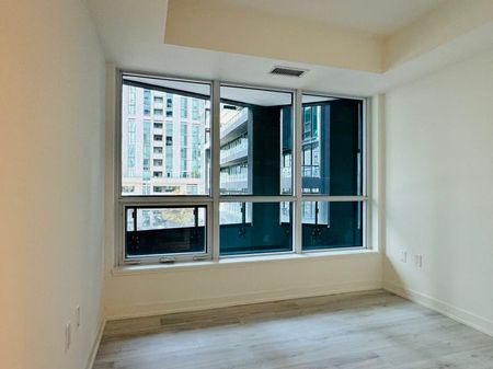 For Lease - 110 Broadway Avenue Unit# 303, Toronto, Ontario - Photo 3