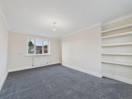 3 bedroom semi-detached house to rent - Photo 5