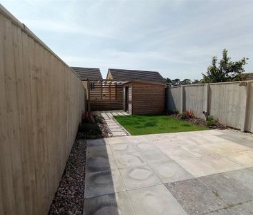 3 bedroom semi-detached house to rent - Photo 5