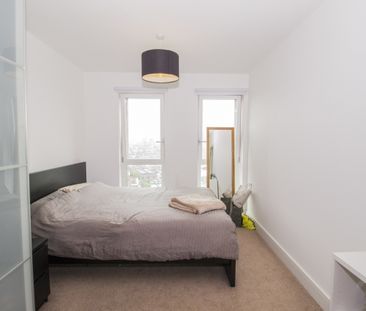 3 Bed Flat, Ivy Point, E3 - Photo 6