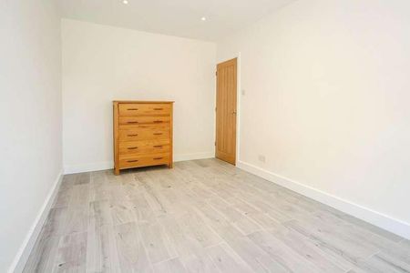 Blackthorn Road, Stratford-upon-avon, CV37 - Photo 5