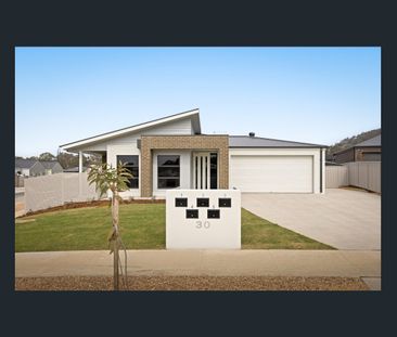 One Bedroom in a Boutique Complex - Photo 5