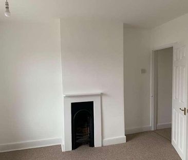 Burghley Close, Desborough, Kettering, Northants, NN14 - Photo 5