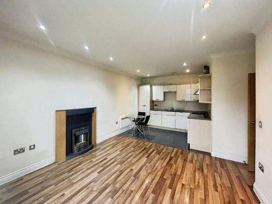 2 bedroom apartment to rent - Photo 1