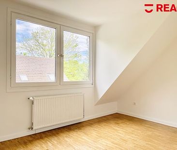 Moderne 4-Zimmer-Maisonette-Wohnung mit Marken-Einbauküche und Terrasse in Würselen! - Photo 1
