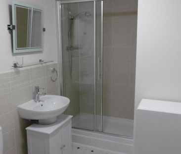 1 bedroom in a house share to rent - Photo 6