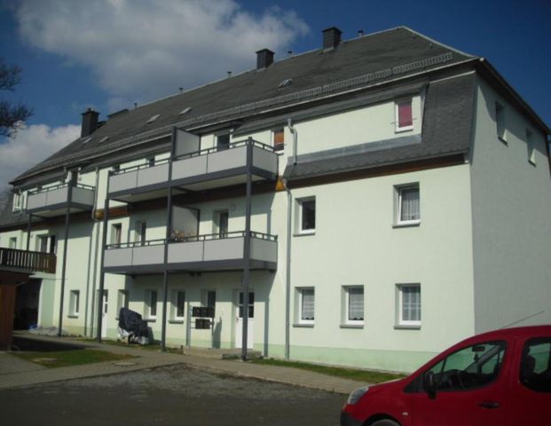 Kleine 2-Raumwohnung in grüner, ruhiger Lage mit Kaminofen - Foto 1