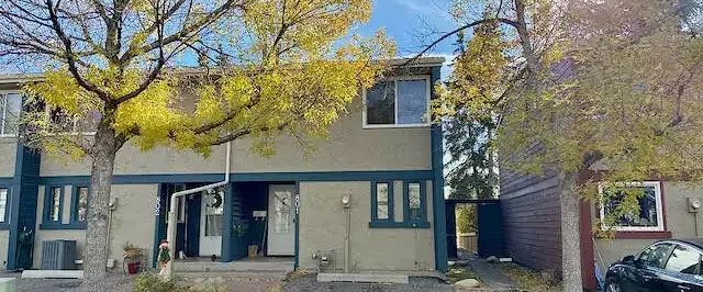 ***Riverside 3 Bedroom Townhouse*** | #801, 6223 31 Ave, Calgary - Photo 1