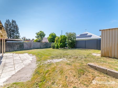 7 Ziera Place, Parkwood WA 6147 - Photo 4