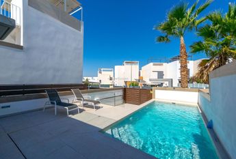 Luxury Villa in Benijófar, for rent