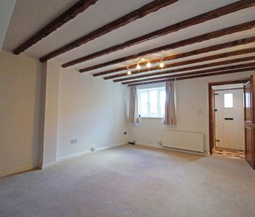 A 2 Bedroom House in Up Hatherley GL51 3NG - Photo 2