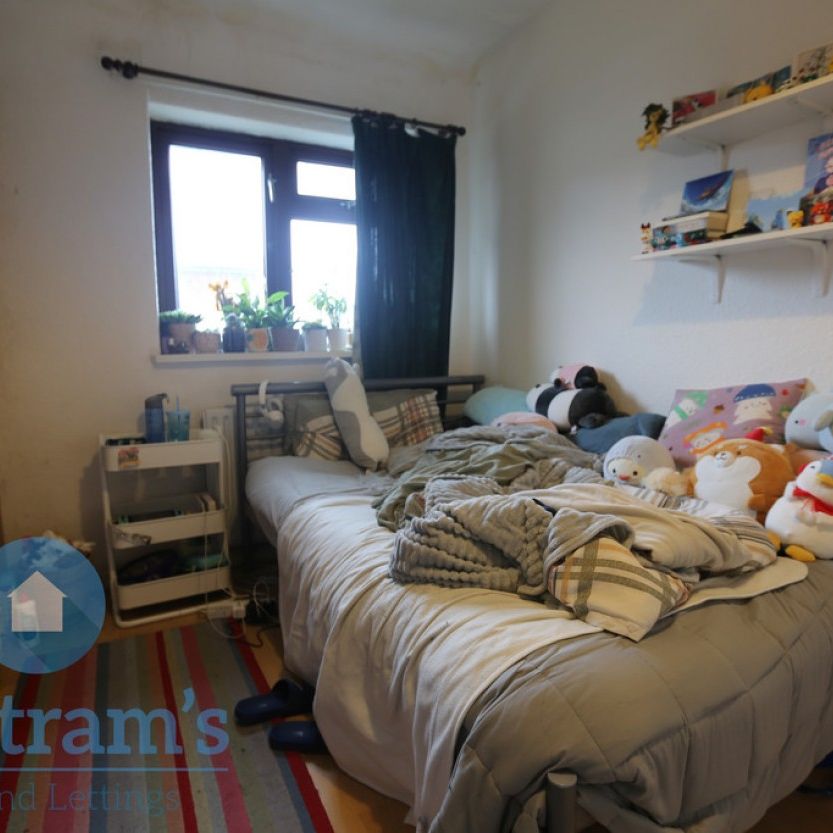 3 bed Mid Terraced House for Rent - Photo 1