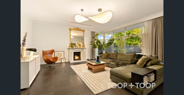 ARCHITECTURAL ELEGANCE IN PRESTIGIOUS WALKERVILLE - Photo 1