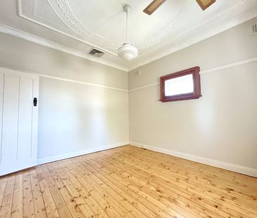 3 bedroom house - Photo 3