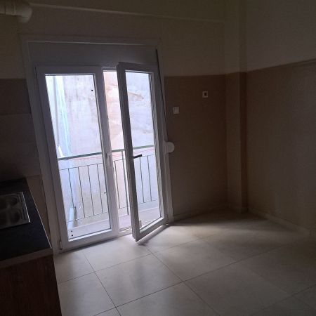 Studio/Γκαρσονιέρα για ενοικίαση Φρεαττύδα (Καλλίπολη – Φρεαττύδα) - Photo 4
